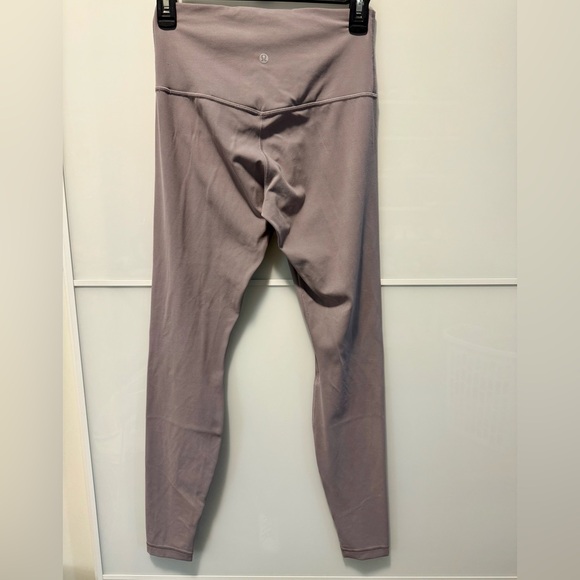 Lululemon 🍋 Align High-Rise Twist Waist in
Violet Verbena - Picture 3 of 7